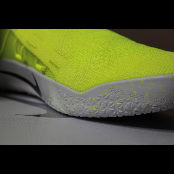 Kobe A.D. NXT HMD Volt - Picture 7 of 8